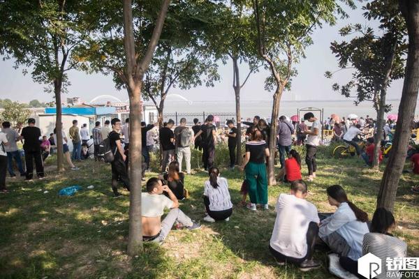 32强队点球-乐鱼app(leyu)官方网站-乐鱼官网