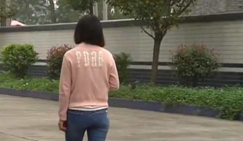 女子谁知婚外恋找闺蜜遭遇倾诉反被健身2.来视频滑轮诈骗图片