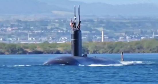 美军“图森”号（SSN 770）核动力潜艇。