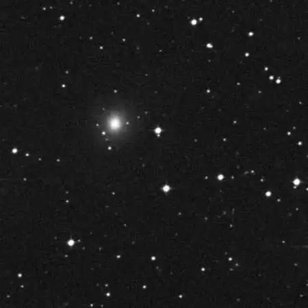 NGC 4993，来自斯隆巡天的档案数据（所以其中不包含这次事件的光学对应体）