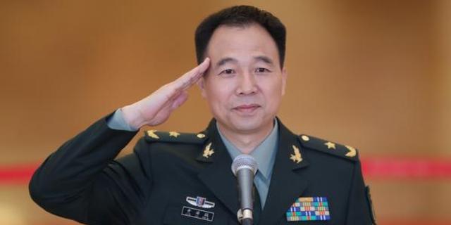 景海鹏：正备战空间站任务 渴望再上太空