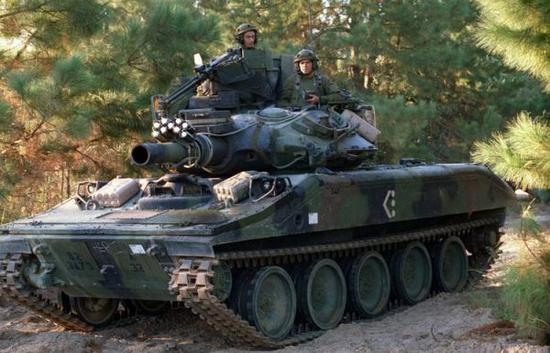 资料图：美军此前装备的M551轻型坦克。