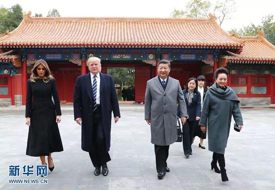 右三(二排)为周宇