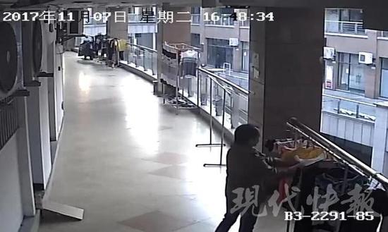 △“内衣大盗”专偷女士内衣 警方供图