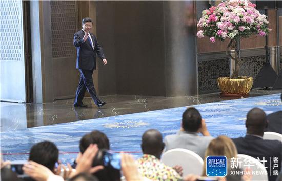 2017年9月5日，习近平在厦门国际会议中心会见中外记者，介绍金砖国家领导人第九次会晤和新兴市场国家与发展中国家对话会情况。新华社记者 庞兴雷 摄