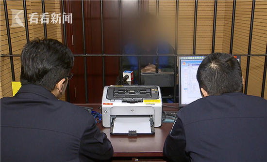 男子骑超标电瓶车被查 故意冲撞警车致民警昏迷