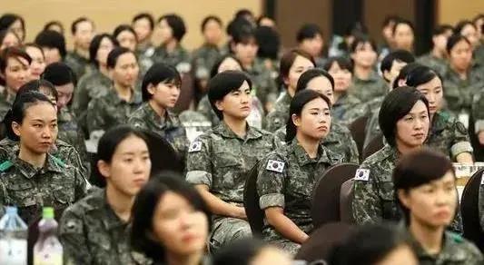 韩女兵领证当天因性侵案自杀,离世前录像曝光