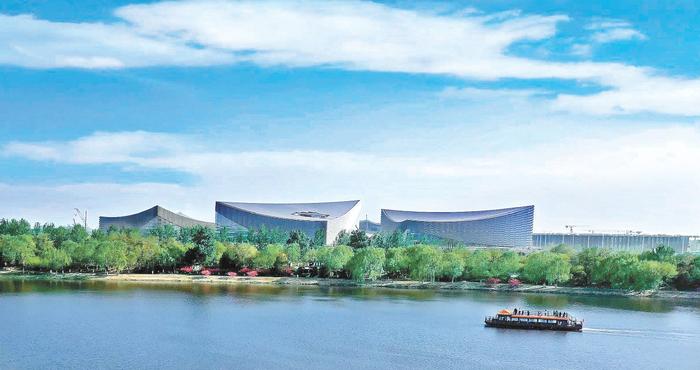 三大建筑初具规模，北京运河畔升起全国文化中心建设闪耀明珠