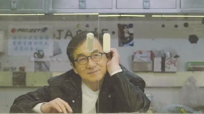 成龙小红书趣答迎马年