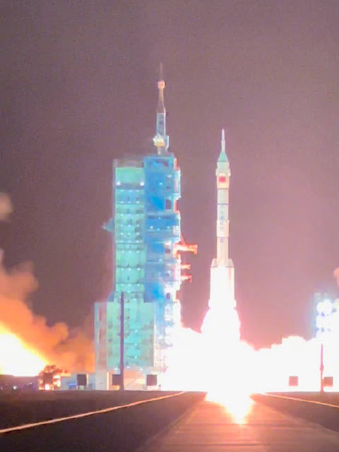 第一视角直击神十九发射