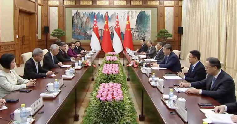 独家视频丨习近平:中新两国树立了合作互利共赢的生动样板