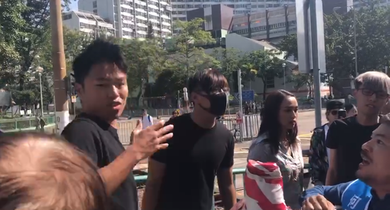 足球信用网是什么意思_卡夫亨氏暴跌逾13% 上半年净利润同比下滑51%
