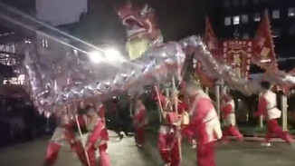 伦敦游行庆新年 中国表演惹人注目
