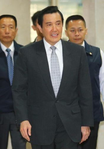 台北地检署重启侦办“三中案”,日前再度传唤马英九出庭,马英九全程行使缄默权。 来源:台湾《联合报》资料照片