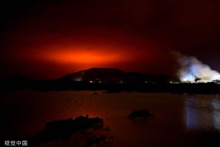 冰岛火山地震频发