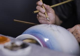 瓷都大师的粉彩人生
