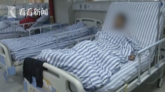 为帮儿子还债 亲妈找女儿要钱堵门七八小时(图)