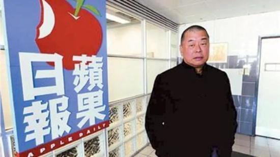 “乱港头目”黎智英被捕!25箱证物之下,他必将被钉在历史的耻辱柱上!