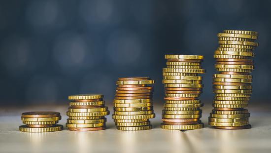 媒体:即便崔永元说错 明星天价片酬就理所应当?