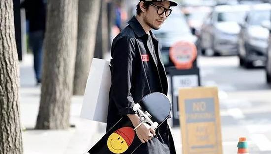 题图来源:nanrenwo