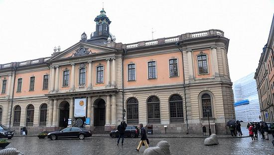2018年5月3日，瑞典斯德哥尔摩，老证券交易所，现为瑞典学院所在地。图片来源：AFP