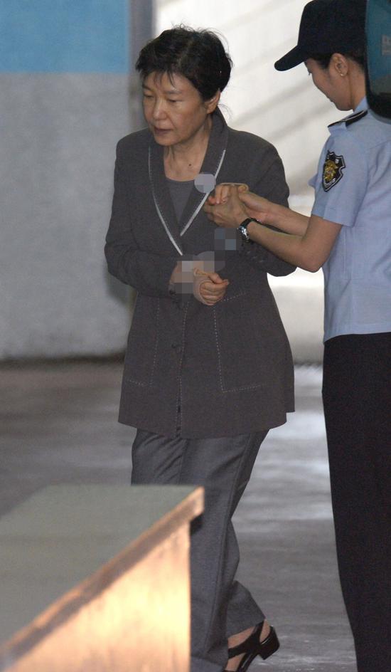 朴槿惠案开庭审理116次,后期本人拒绝出庭