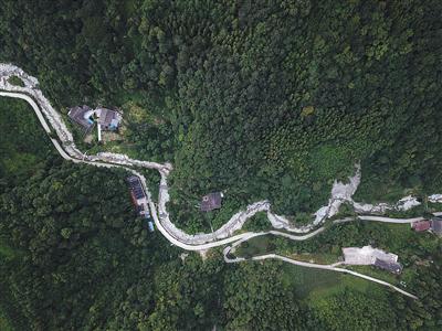 北川公益人做村志：地震后山村正消失 需要去纪录