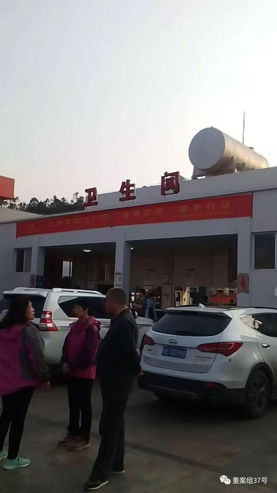 ▲小白營停車區黃德軍脫逃的廁所。 受訪者供圖