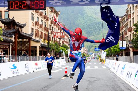 生于街头2019年4月入选作品