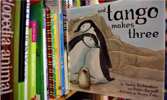 ����������֮�ҡ�ͼ����棬Justin Richardson &amp;amp�� Peter Parnell׫�ģ�Henry Cole�滭��Simon &amp;amp�� Schuster ͯ����������