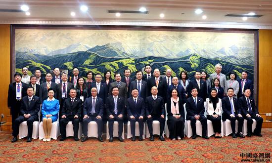 韩国瑜抵达深圳 曾称想走深圳的路子发展经济