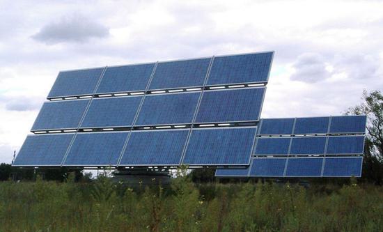 ▲柏林太阳能装置 图片来源：维基百科