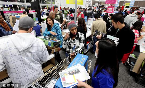 2011��11��25�գ��������ж���֮��ġ���ɫ�����塱��һ�������������Ѽ��ڣ���ͳ��Ҳ����Ϊ��ʥ���ڹ��＾�Ŀ�ʼ�� ͼ���Ӿ��й�