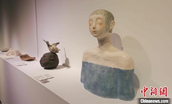 “明州问陶——2022宁波国际(中日韩)当代青年陶艺家作品展” 范玉 摄