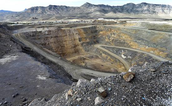 ▲加利福尼亚州的芒廷帕斯拥有美国唯一的稀土矿。|视觉中国