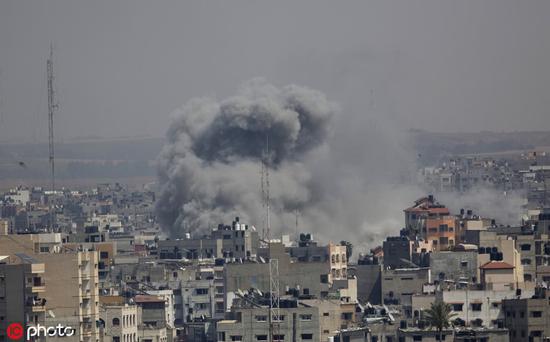 5月5日，以色列空军对加沙发动空袭（图源：东方IC）