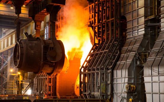 欧洲的一处钢厂，图源：CITYA.M。