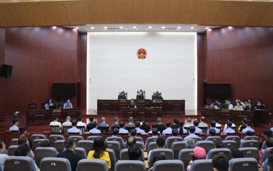 庭审现场。连云港市中级人民法院供图。