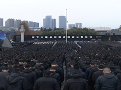 现场：南京大屠杀死难者国家公祭日现场 全城鸣笛默哀