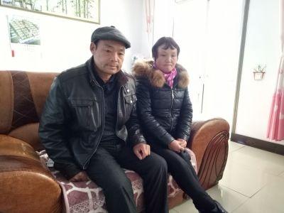 尽管已能坦然面对女儿的离世,但每每提起,徐父徐母还是无比悲伤。