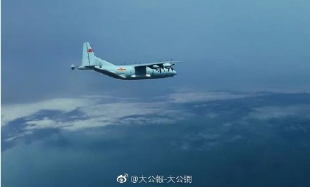 空军运9全面形成战斗力：机群奔袭南海岛礁练空投