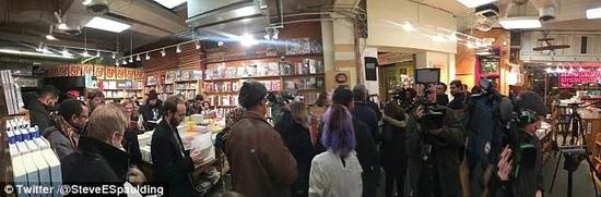 由于刚刚发售，书中大部分内容还无法得到核实。