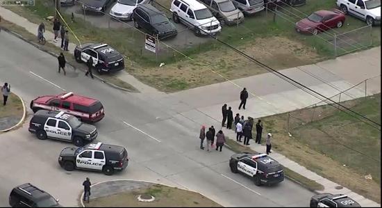 汽修厂和案发现场↑↑