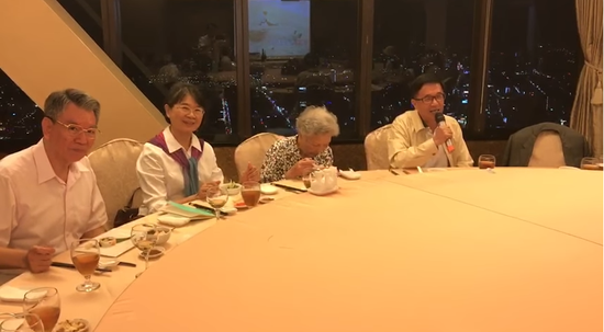 陈水扁保外就医期间还欢唱不断遭质疑