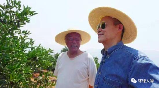 王石拜访褚时健