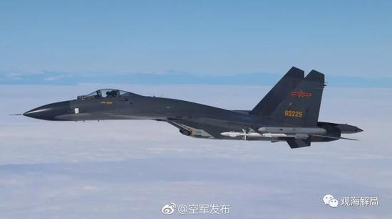 (歼-11)