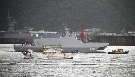 台军构想建造一批“外型如同渔船或游艇”的微型攻击艇。(图片来源:台湾《联合报》)