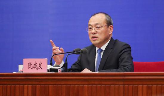 全国人大代表,云南省委副书记、省长阮成发 视觉中国 资料图