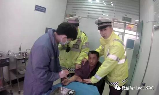 男子边驾车边喝酒还“遛马” 涉嫌醉驾被刑拘[图]