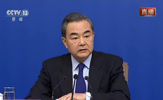 中方是否认为美方应该撤离驻韩美军？ 王毅回应